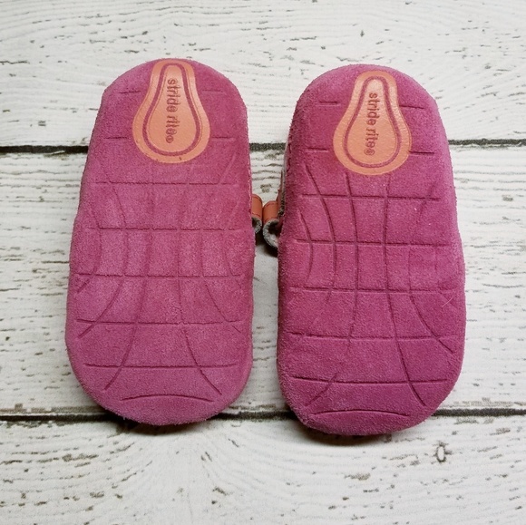 ***SOLD***Stride Rite Mary Janes Size 3 - Picture 3 of 4